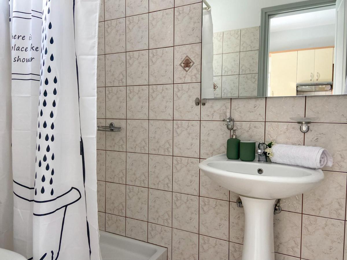 Ermis Apartments Argostoli  Esterno foto