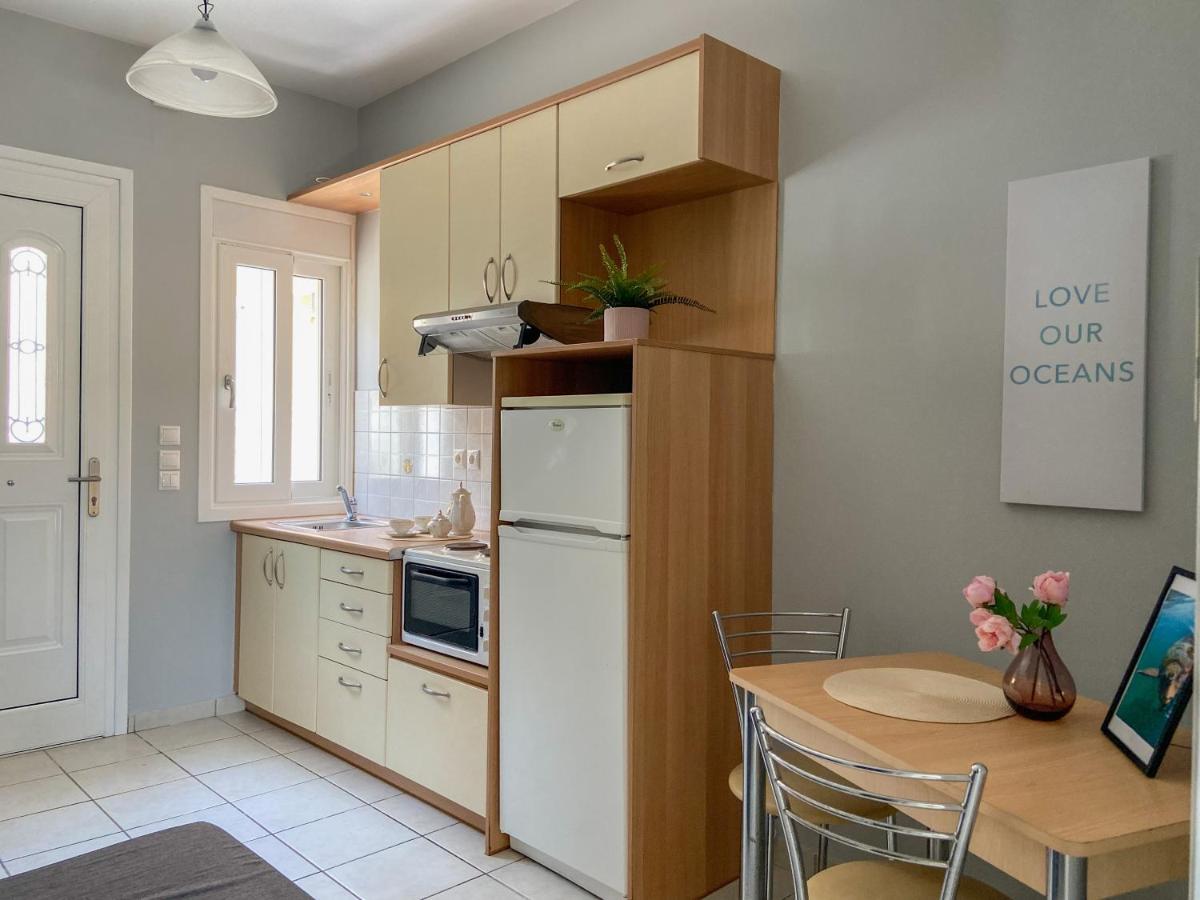 Ermis Apartments Argostoli  Esterno foto